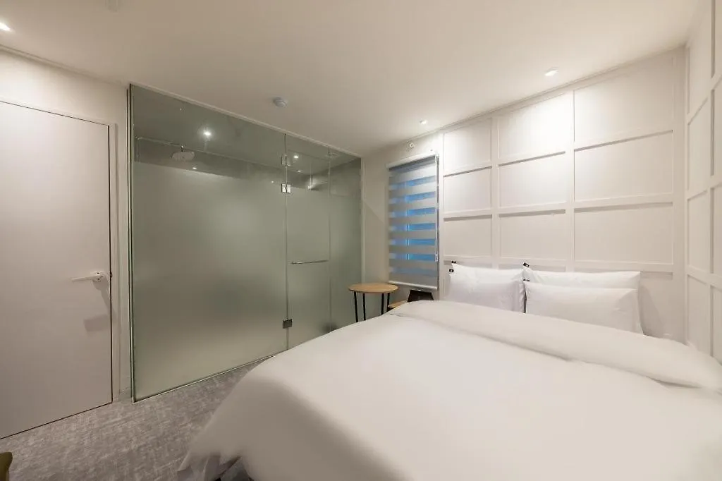 Crossing Hotel Seul