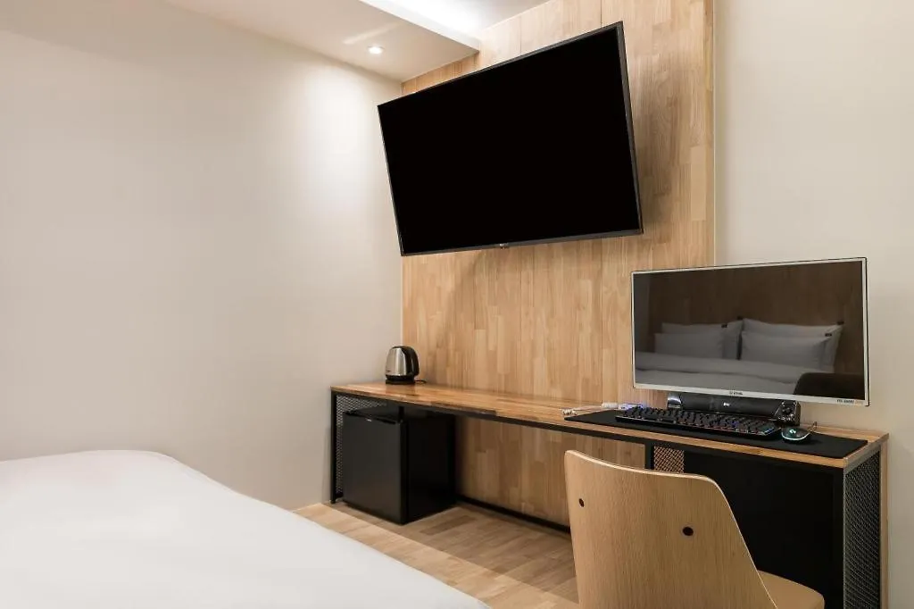 Crossing Hotel Seul