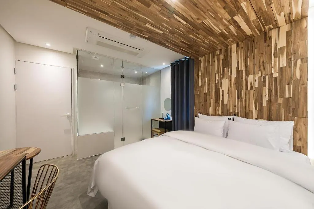 Crossing Hotel Seoel