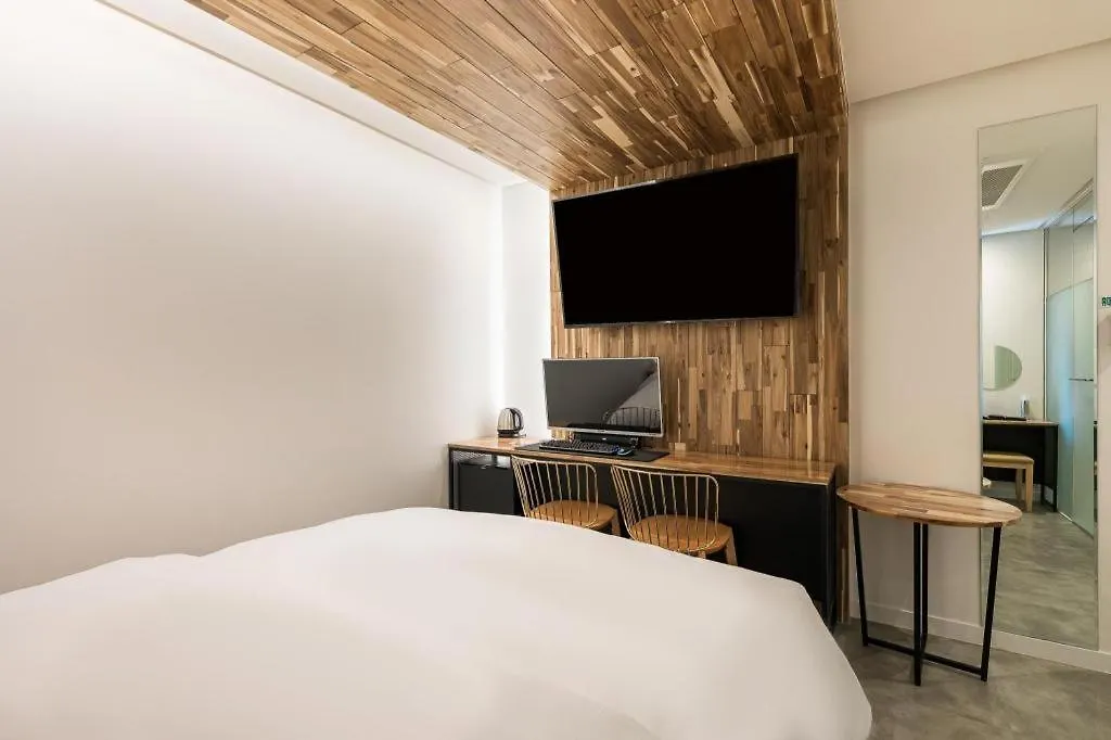 Crossing Hotel Seul