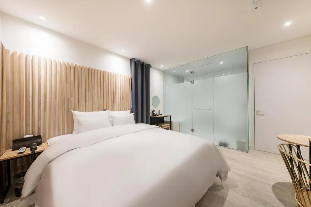Crossing Hotel Seul