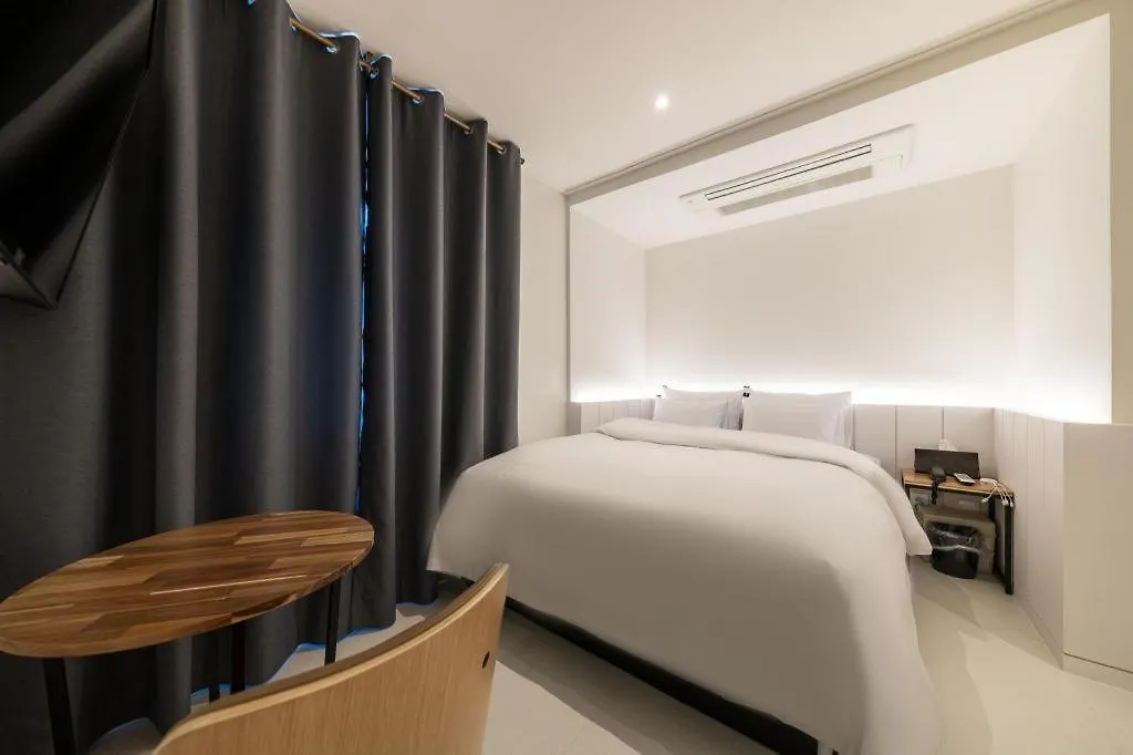 Crossing Hotel Seul